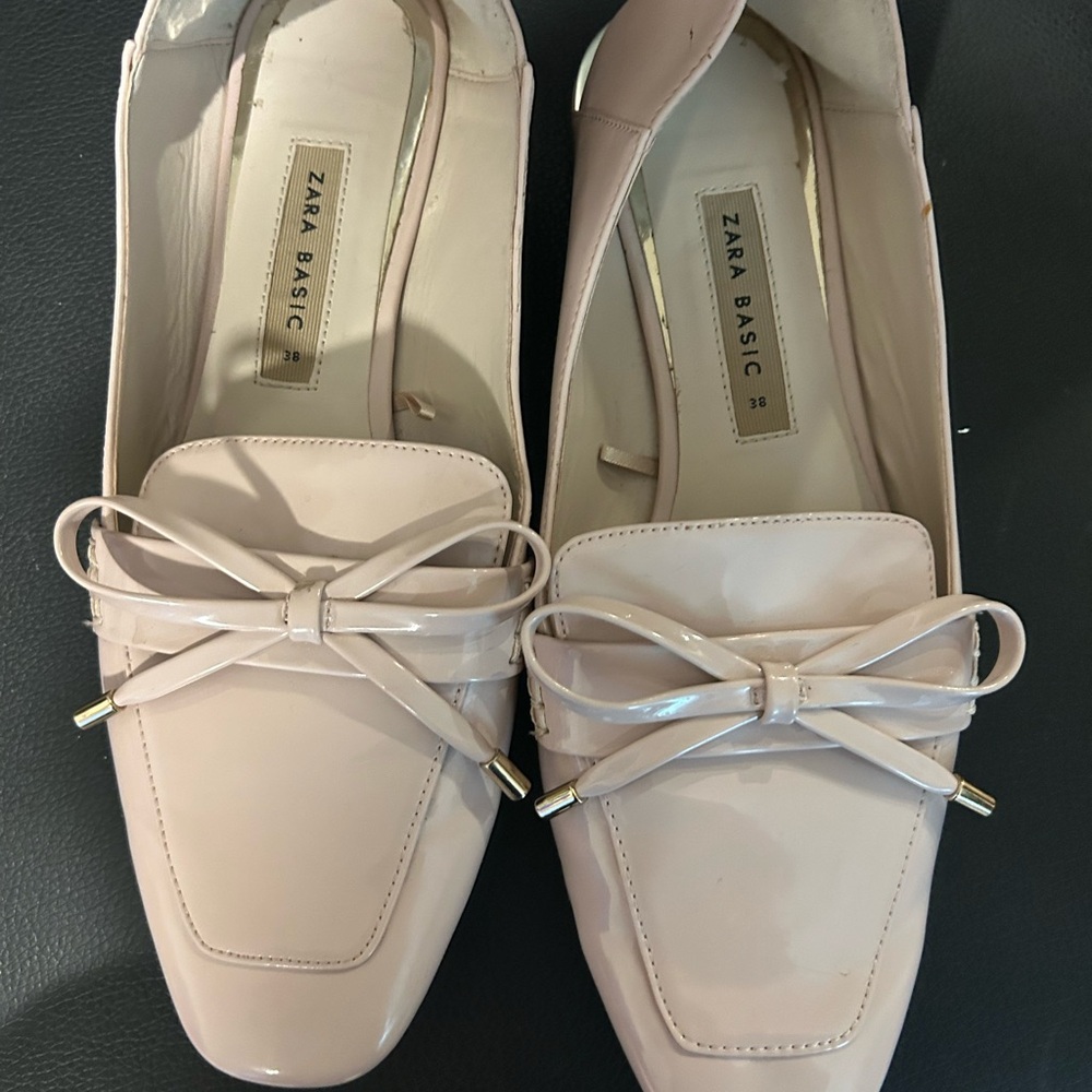 Zara Women's Beige Patent Loafers